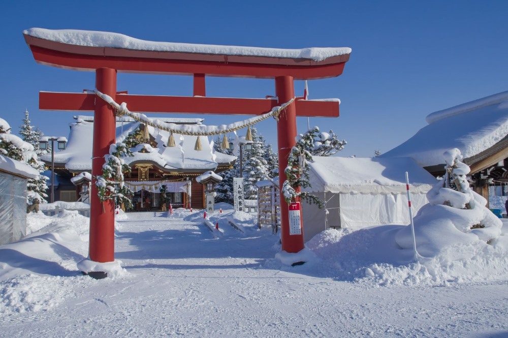 Best Time of the Year to Visit Japan by City travel magazine